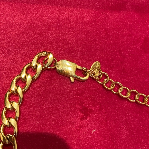 18k Gold Plated Pave Snake Toggle Necklace - Picture 3 of 3